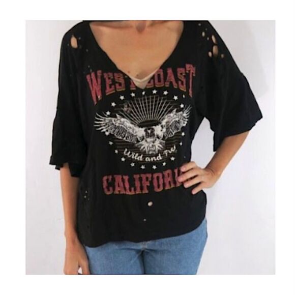 WINDSOR Women’s Oversized Distressed Graphic Tee - Picture 1 of 8